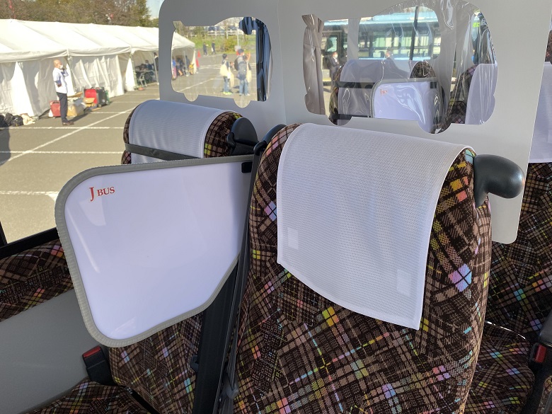 座席に取り付け可能な飛沫防止シート